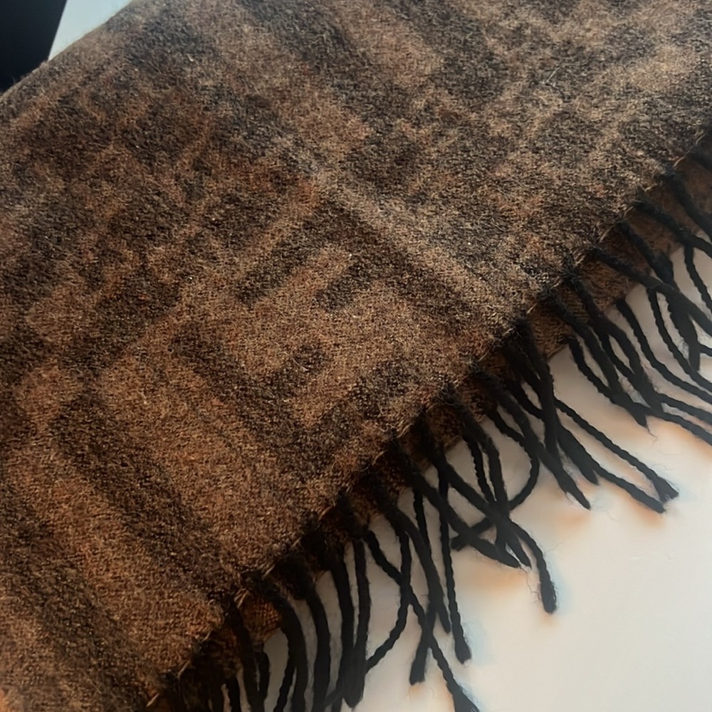 FENDI Wool Scarf Brown Black with F F lettering 60”x14” - Picture 3 of 12